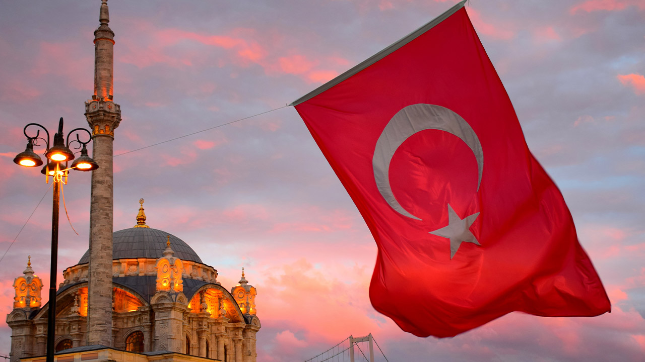 بررسی استراتژی های بین المللی کشور ترکیه